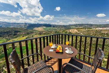 Hotel Catalonia Reina Victoria