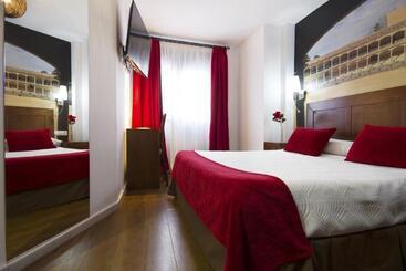 هتل El Tajo & Spa