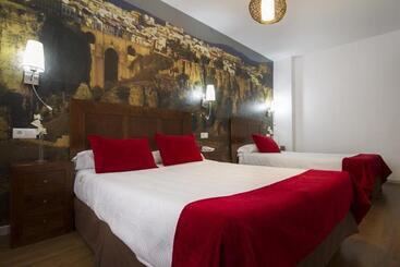 هتل El Tajo & Spa