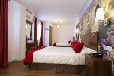 هتل El Tajo & Spa