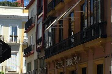 هتل Europa Boutique Sevilla