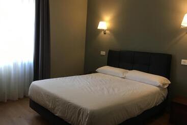 Gernika   Adults Only - Guernica