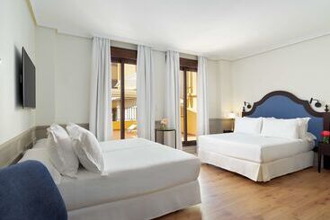 H10 Corregidor Boutique Hotel
