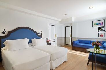 H10 Corregidor Boutique Hotel