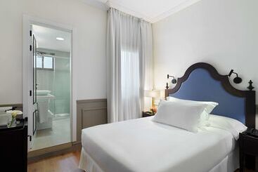 H10 Corregidor Boutique Hotel