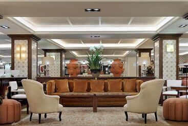 H10 Corregidor Boutique Hotel