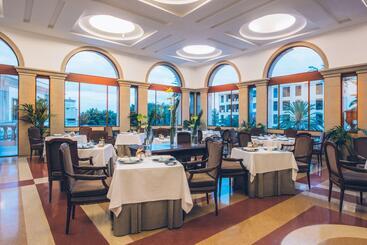 هتل Iberostar Heritage Grand Mencey