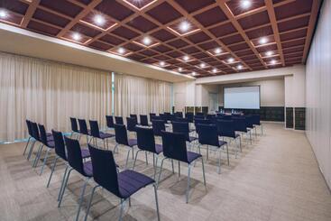 هتل Iberostar Selection Marbella Coral Beach