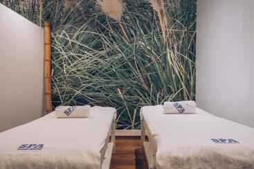 هتل Iberostar Selection Marbella Coral Beach