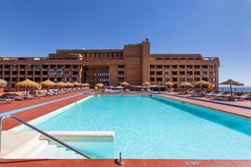 Las Palmeras Affiliated by Fergus - Fuengirola