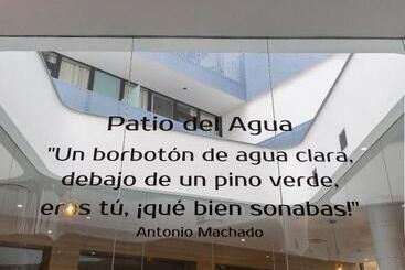 هتل Macia Sevilla Kubb