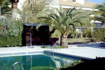 酒店 Majaravique Sevilla
