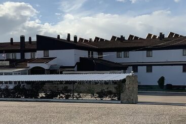 هتل Mozarbez Salamanca