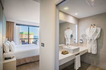 هتل Occidental Fuengirola