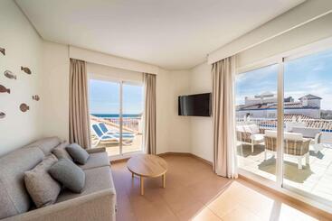 هتل Occidental Torremolinos Playa