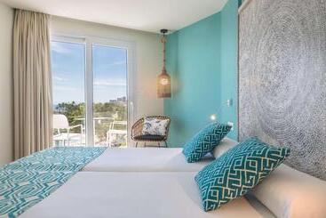هتل Occidental Torremolinos Playa