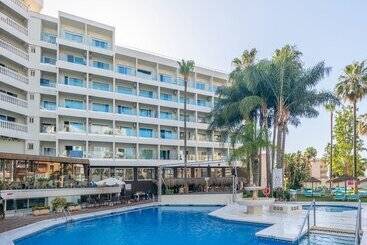 Hotel Parasol by Dorobe