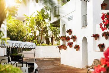 호텔 Puente Romano Beach Resort