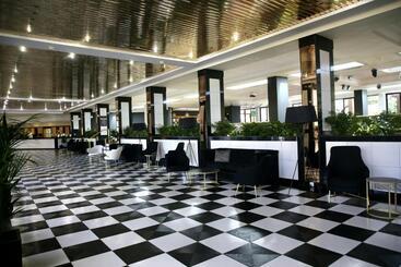酒店 Puerto Palace