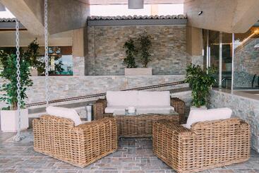 هتل Resort El Montico