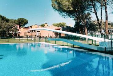 هتل Resort El Montico