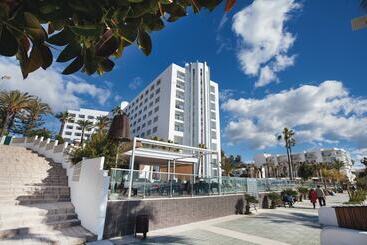 Hotel Riu Monica - Adults Only