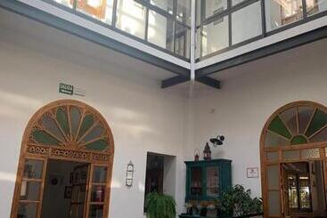 هتل روستایی Entreolivos