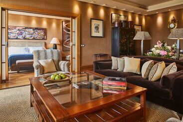هتل Silken Alandalus Palace