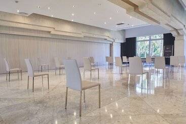 هتل Silken Alandalus Palace