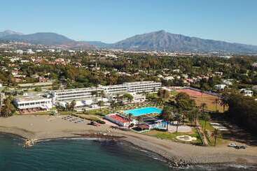 Отель Sol Marbella Estepona  Atalaya Park