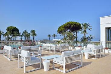 Отель Sol Marbella Estepona  Atalaya Park