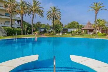Отель Sol Marbella Estepona  Atalaya Park