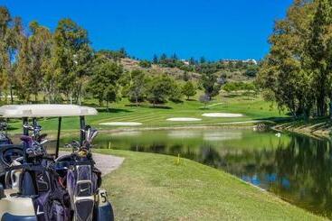 Отель Sol Marbella Estepona  Atalaya Park