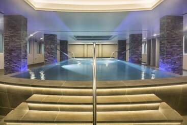 هتل Spa Rio Ucero
