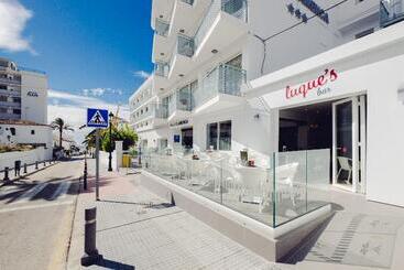 هتل Villa Flamenca