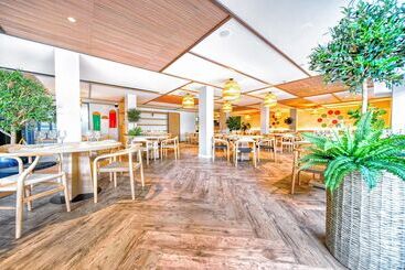 Курорт Labranda Suites Costa Adeje