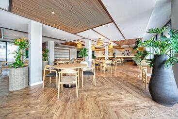 Курорт Labranda Suites Costa Adeje