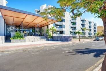 Курорт Labranda Suites Costa Adeje