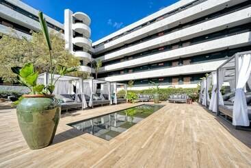 Курорт Labranda Suites Costa Adeje