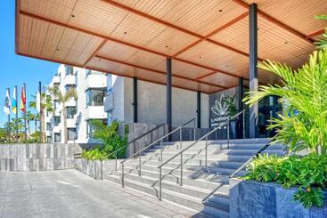 Курорт Labranda Suites Costa Adeje