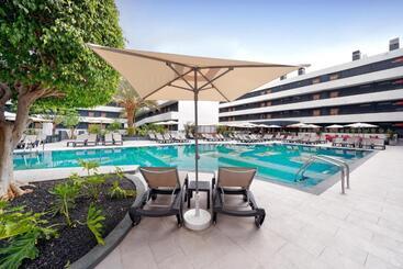 استراحتگاه Labranda Suites Costa Adeje