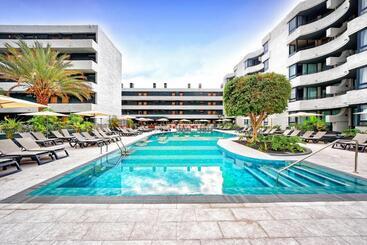 استراحتگاه Labranda Suites Costa Adeje