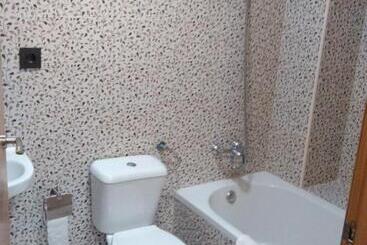 Hostal Bisbal Only Adults No Ac