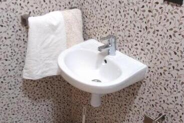 Hostal Bisbal Only Adults No Ac