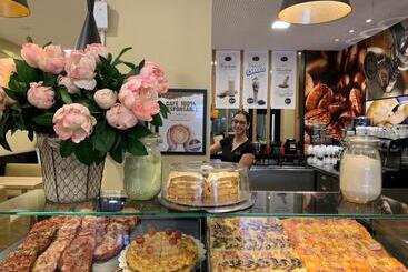 مسافرخانه Boutique Astorga
