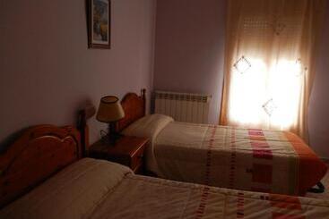 Hostal El Portalico - Linares de la Mora
