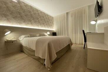 Hostal Paris