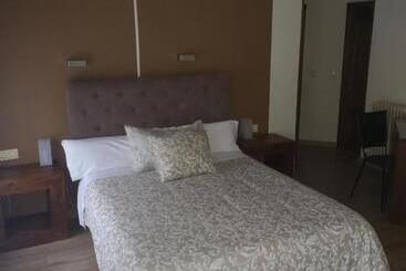 Hostal Plaza
