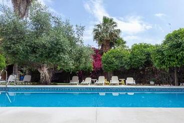 Aacr Hotel Monteolivos
