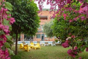 Aacr Hotel Monteolivos